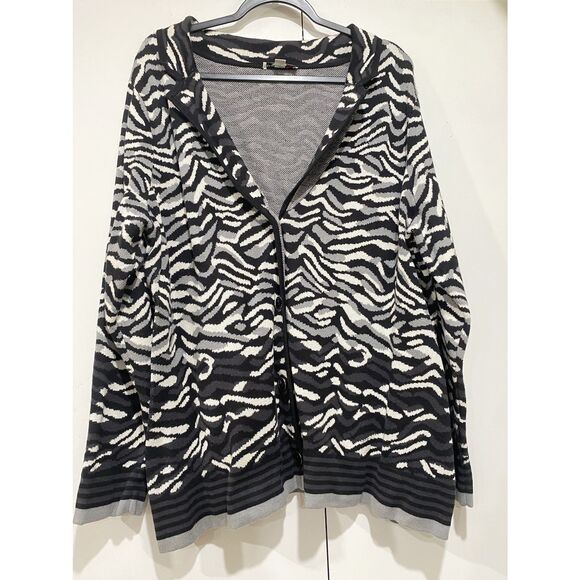 Issac Mizrahi Cardigan Sweater Size 2XL Black White Zebra Print Button Up Knit - Picture 1 of 10